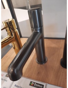 LAVEO Pretto bateria umywalkowa stojąca z korkiem, grafit 2